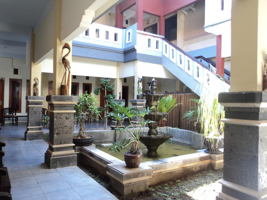 Hotel Sentral Buleleng  Exterior photo